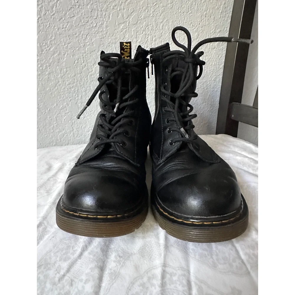Dr. Martens versatile leather