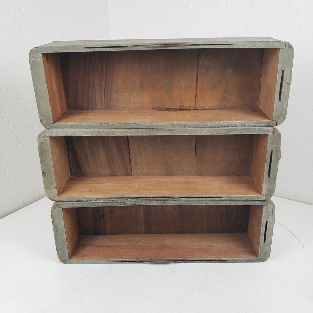 N/A vintage wooden