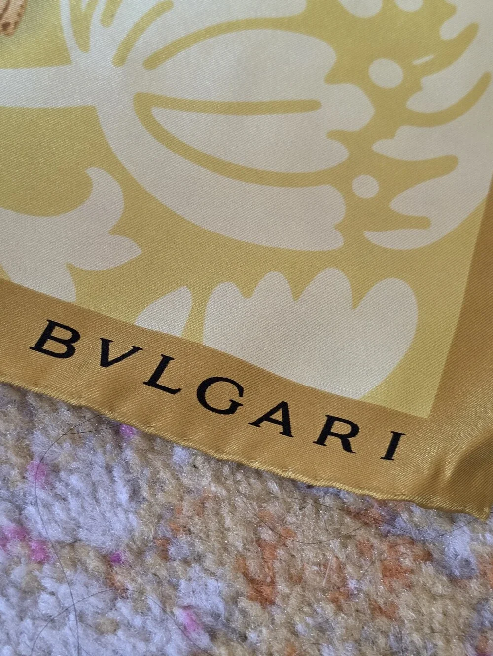 BVLGARI luxurious bulgari