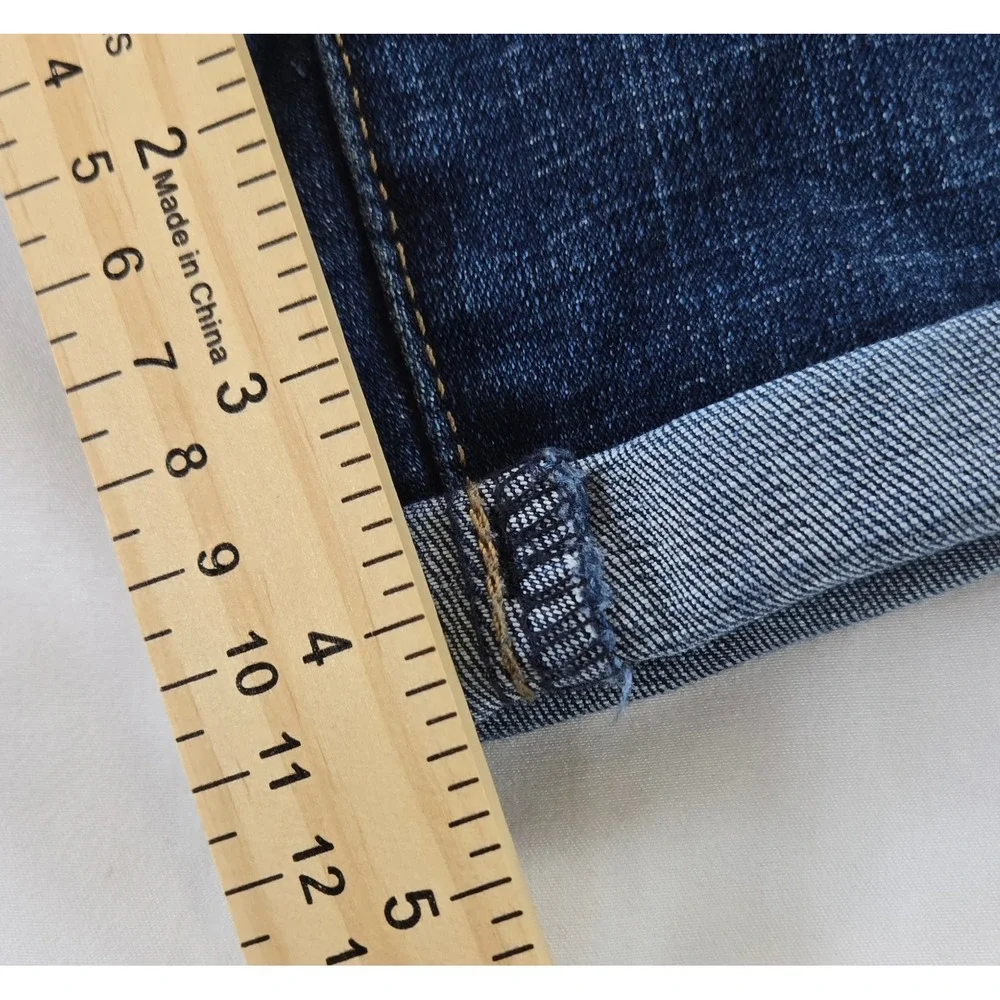 Levis levi mid