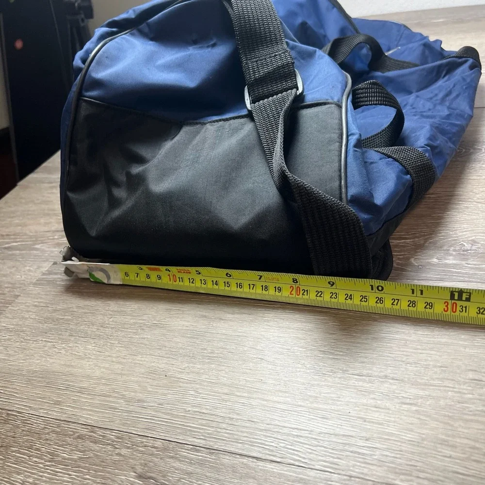 Nike vintage duffel