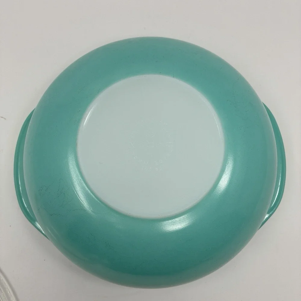 Pyrex vintage 024