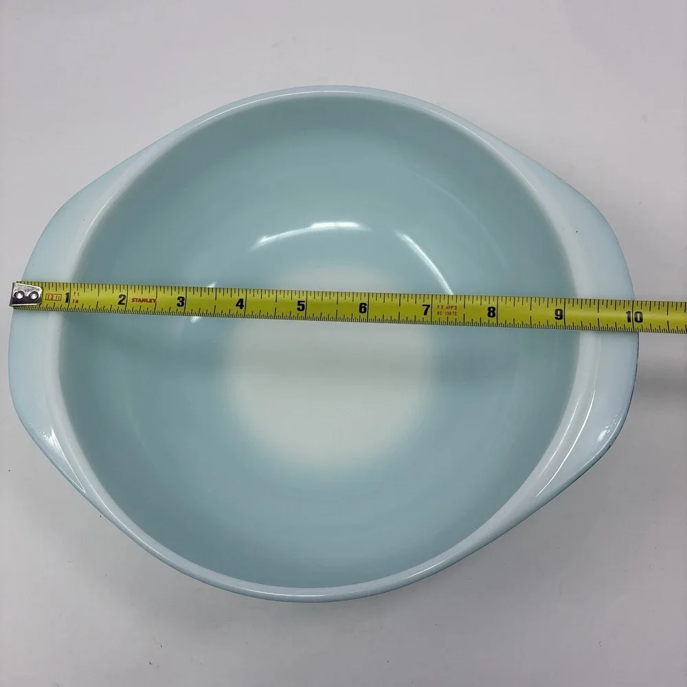 Pyrex vintage 024
