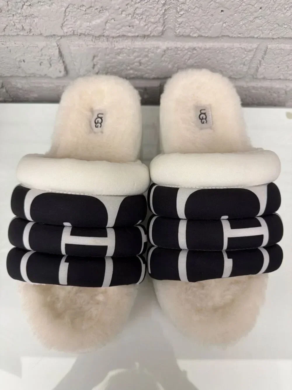 UGG provide same