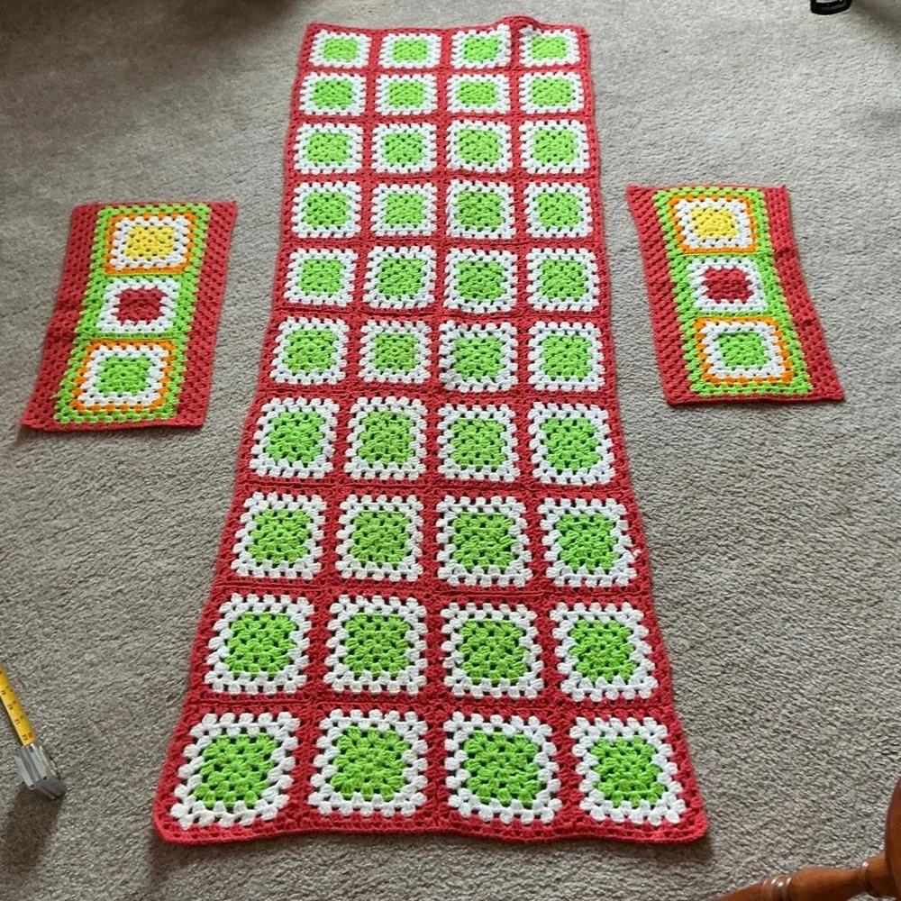 Handmade Crochet Granny Square Table Runner Placemat Set Red Green White‎ Boho