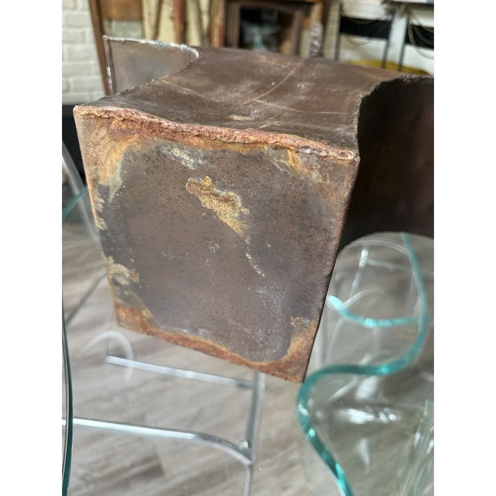 N/A striking vintage
