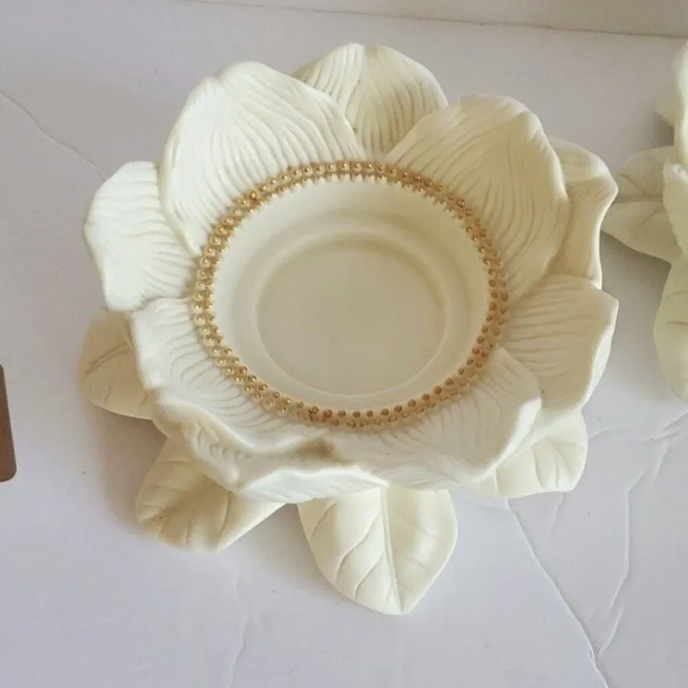 PartyLite beautiful retired