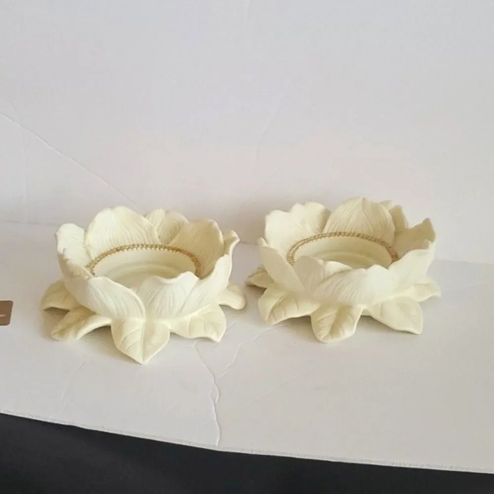 PartyLite beautiful retired