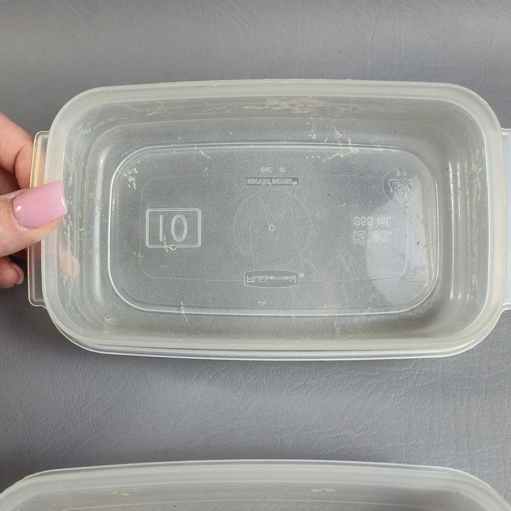 Rubbermaid vintage servin