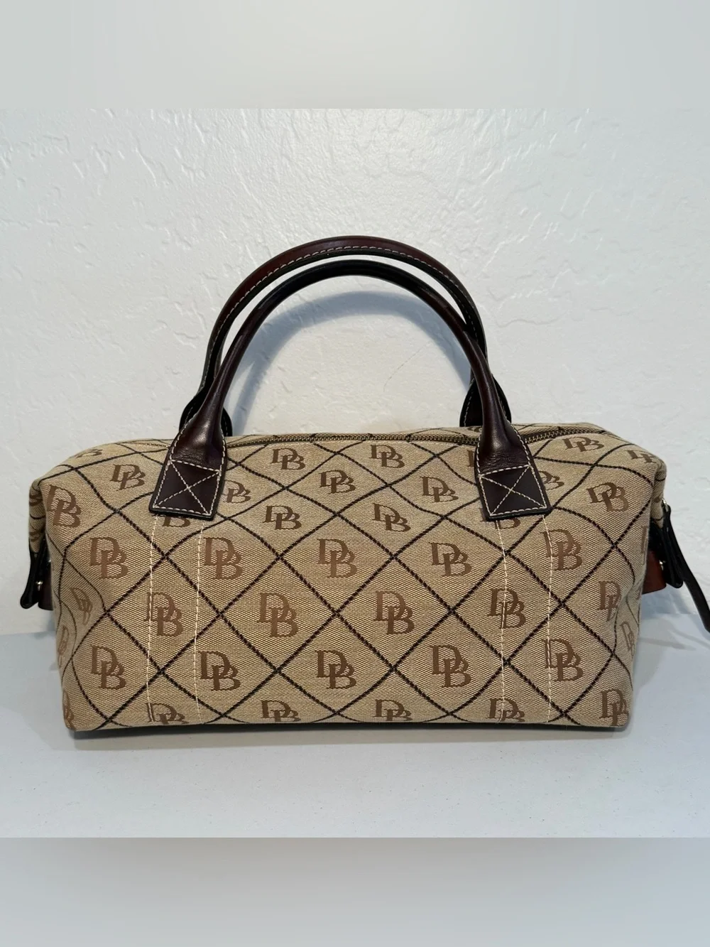 Dooney & Bourke vintage dooney