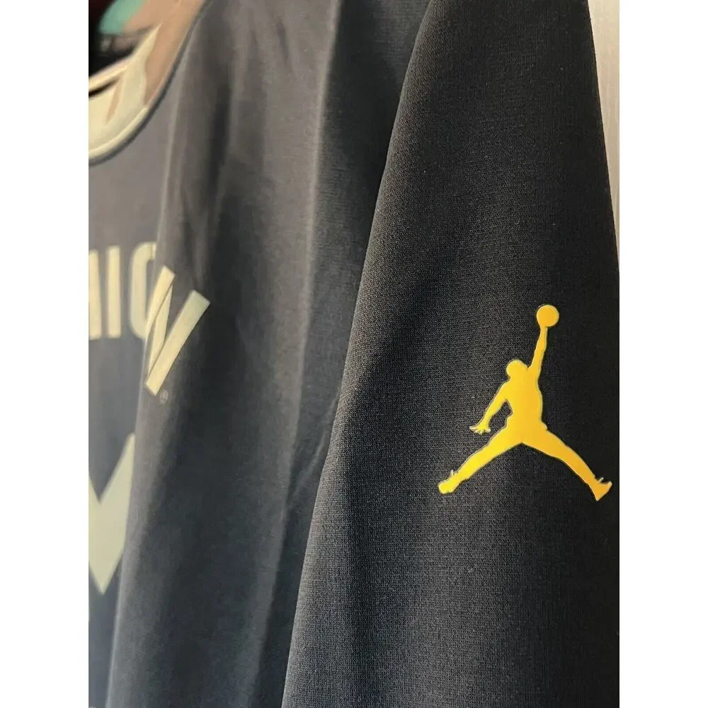 Nike Jordan Michigan Wolverines Sz M Military Appreciation Sweatshirt DD4308 010