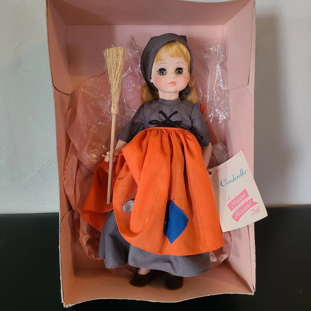 Madame Alexander decor fairytale