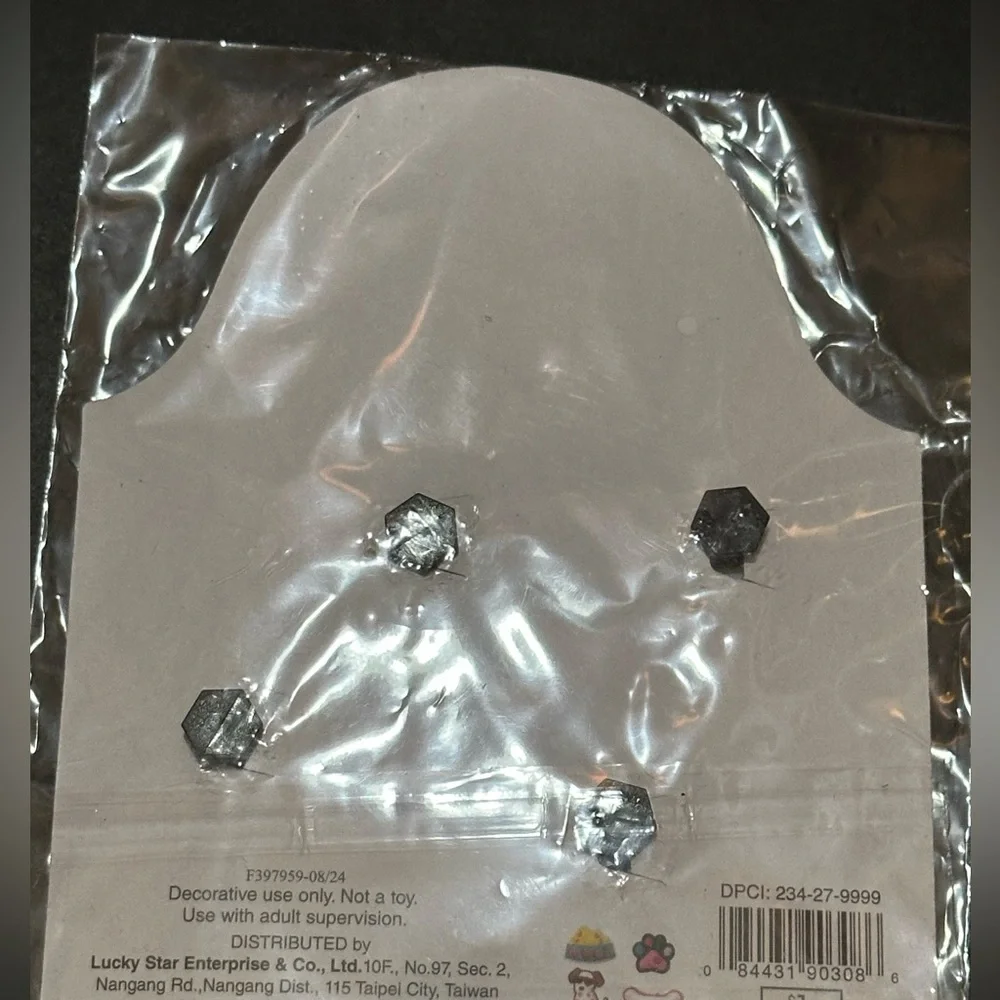 🌸 $3 if bundled - Cute Croc Dog Charms Set for Kids NEW