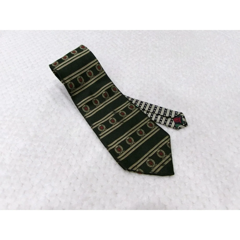 Tommy Hilfiger Mens 4