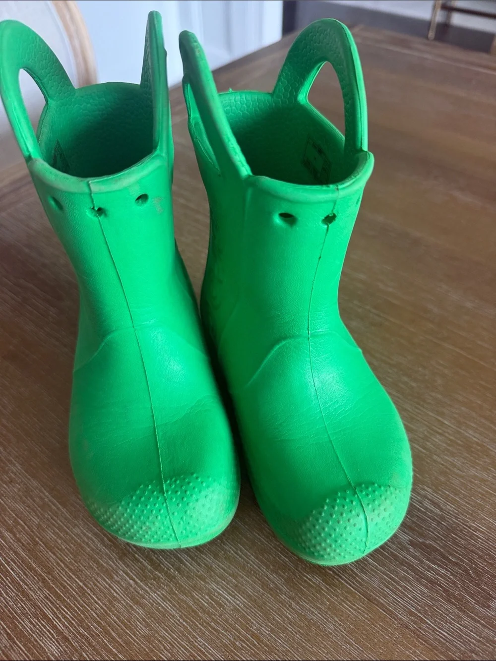 N/A size crocs kids