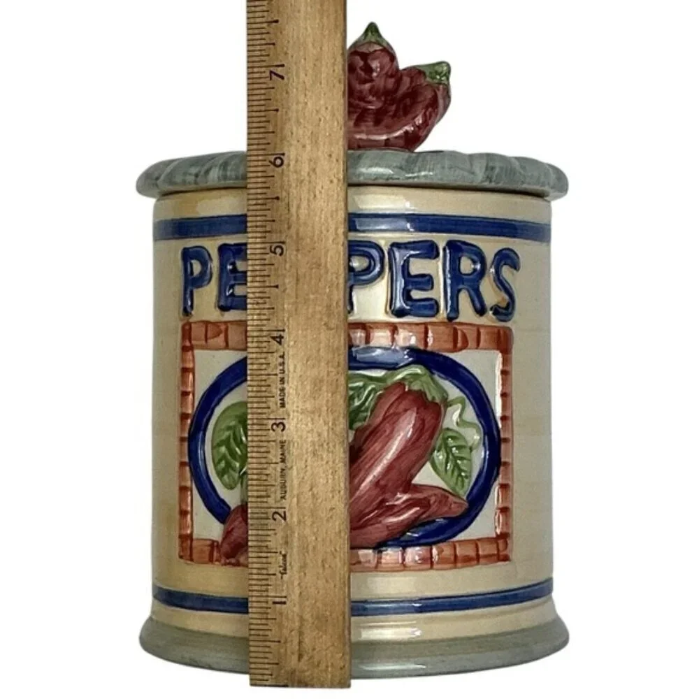 None vintage pepper