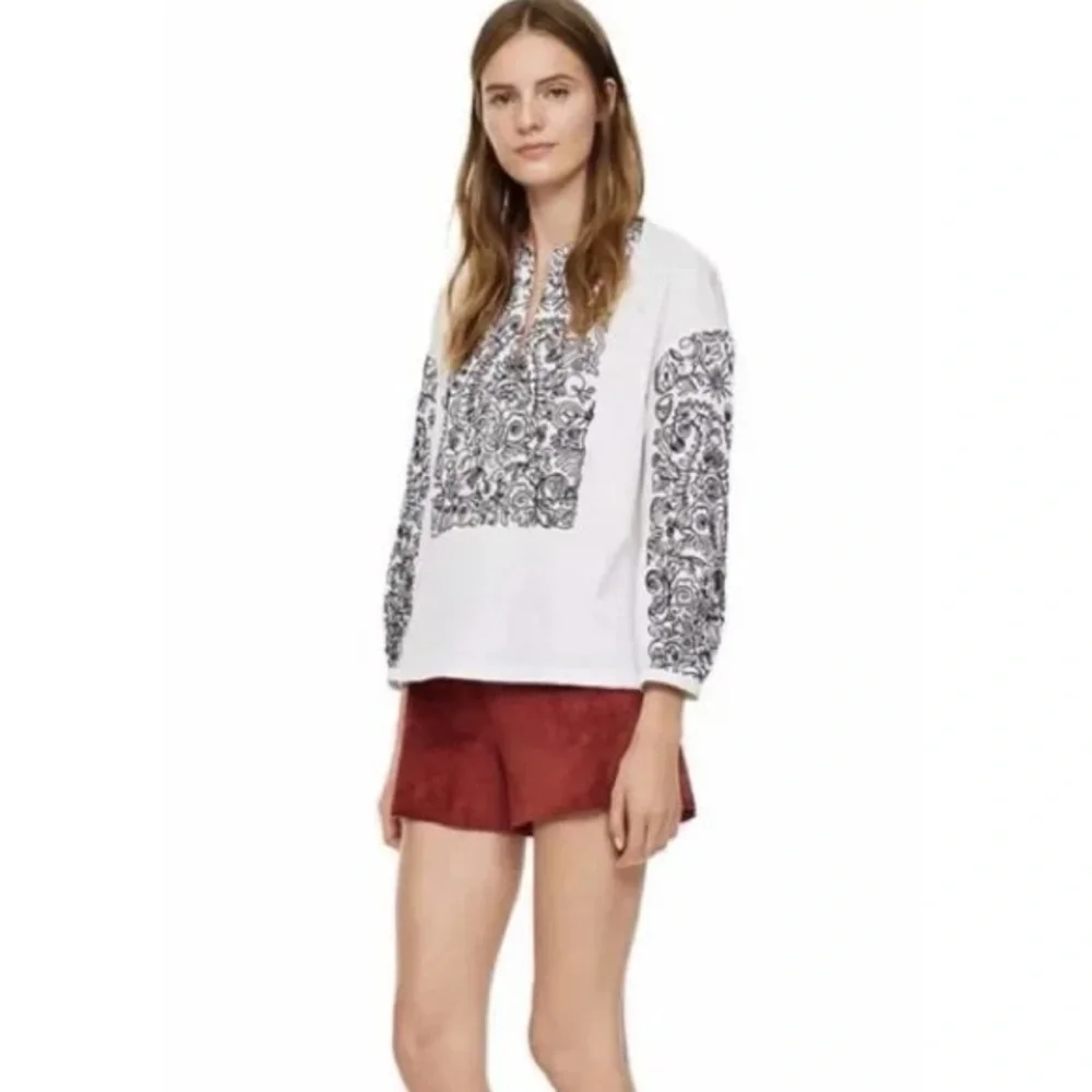 Tory Burch reference still touch