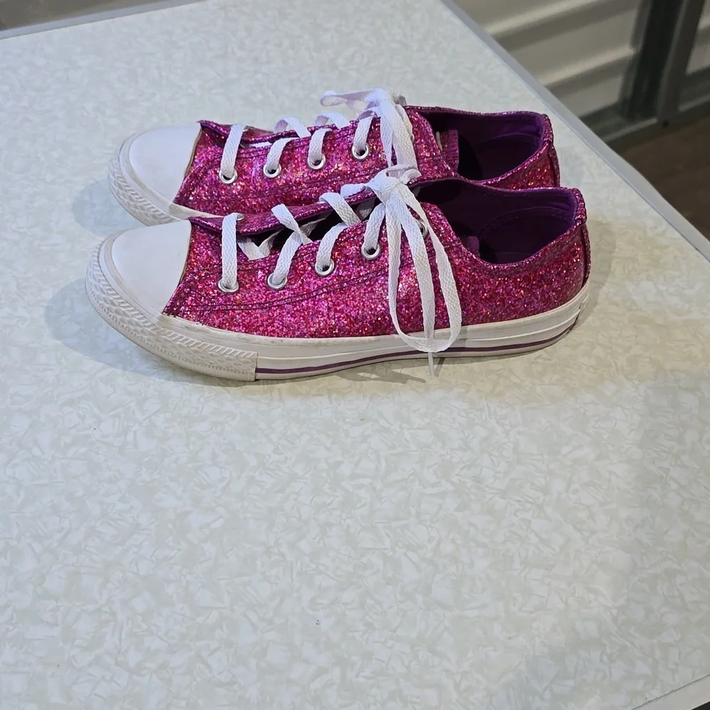 Converse Pink Glitter Low All Star Sneakers, Sz 3 Junior‎
