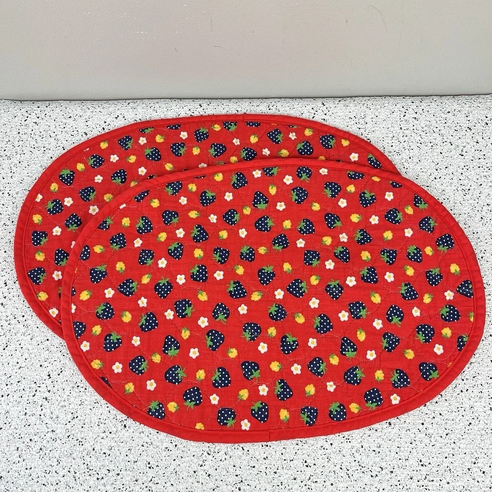 Quilted Strawberry Vintage Placemats Red Blue Oval Whimsical Farmhouse Set‎ of 2