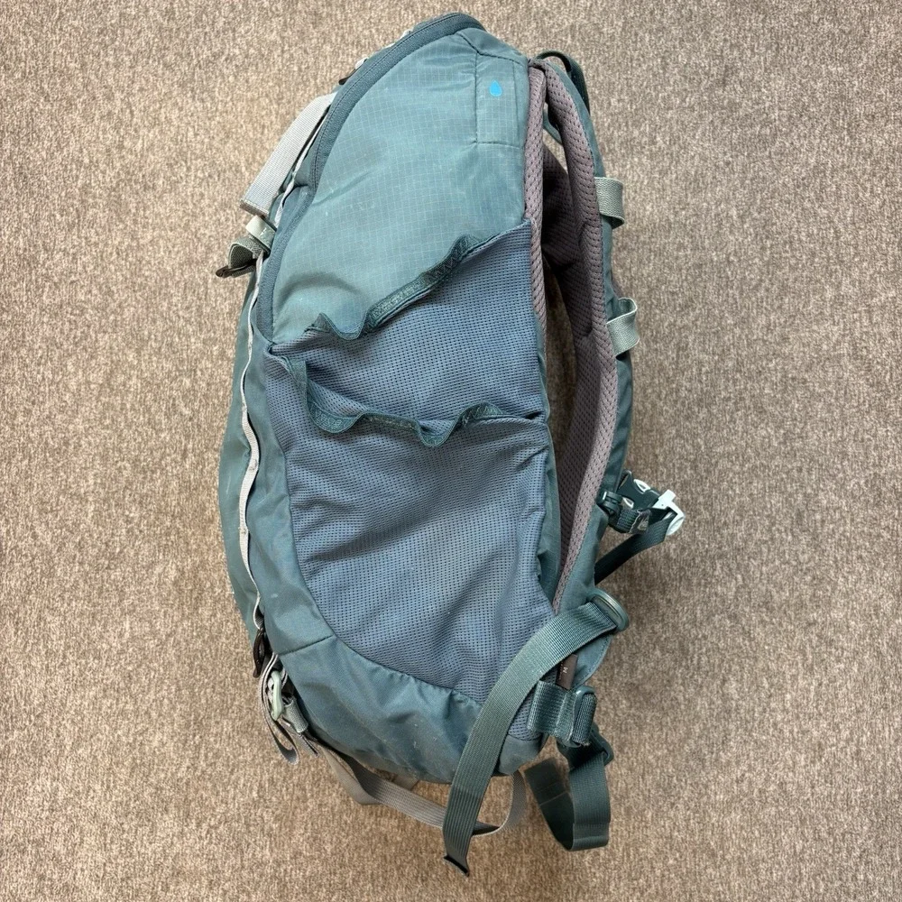 REI excellent preowned