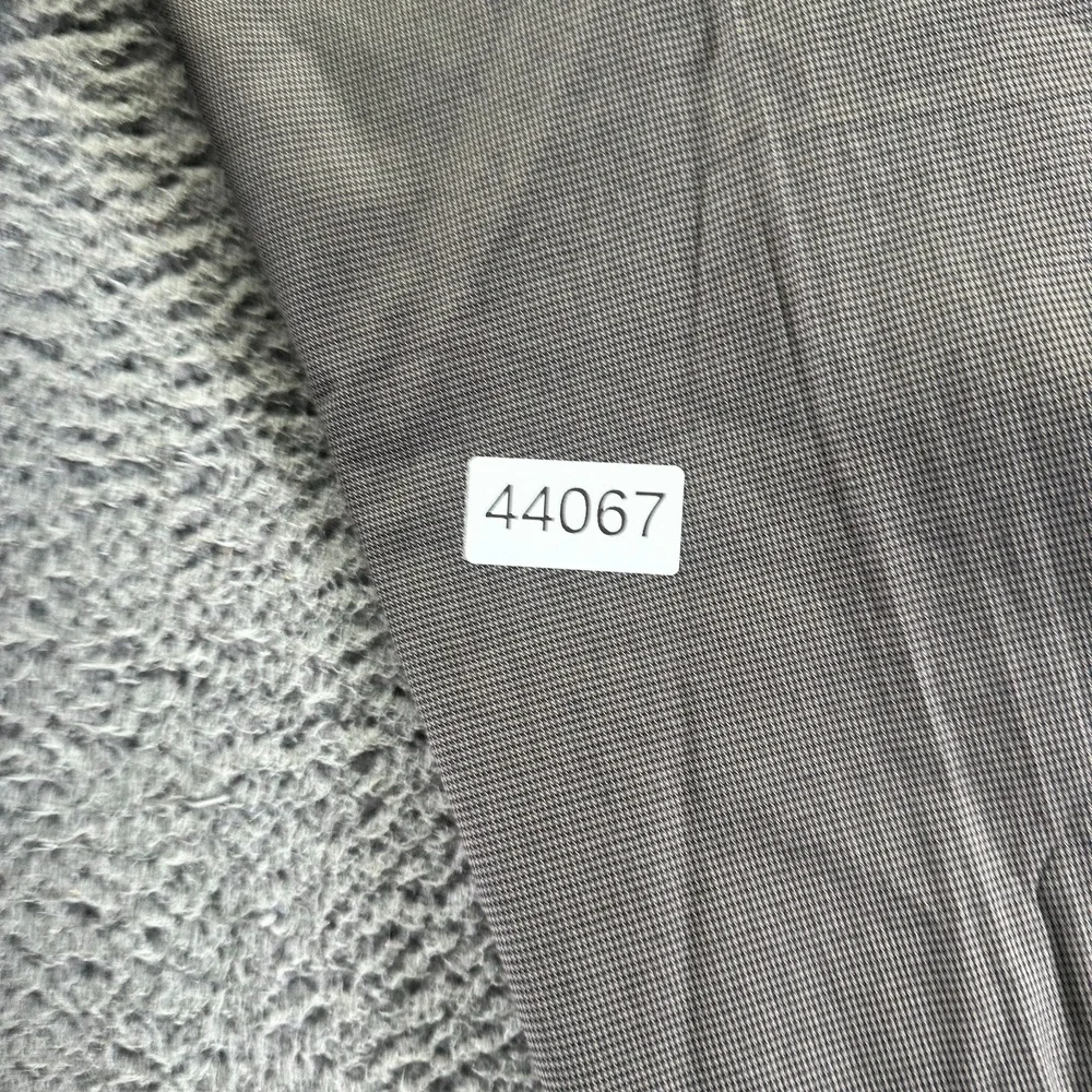 Banana Republic before purchasing