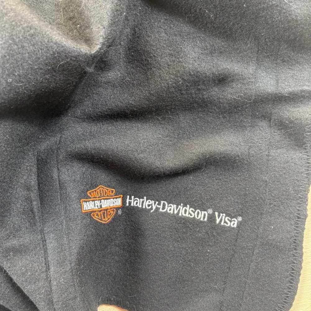 N/A black fleece