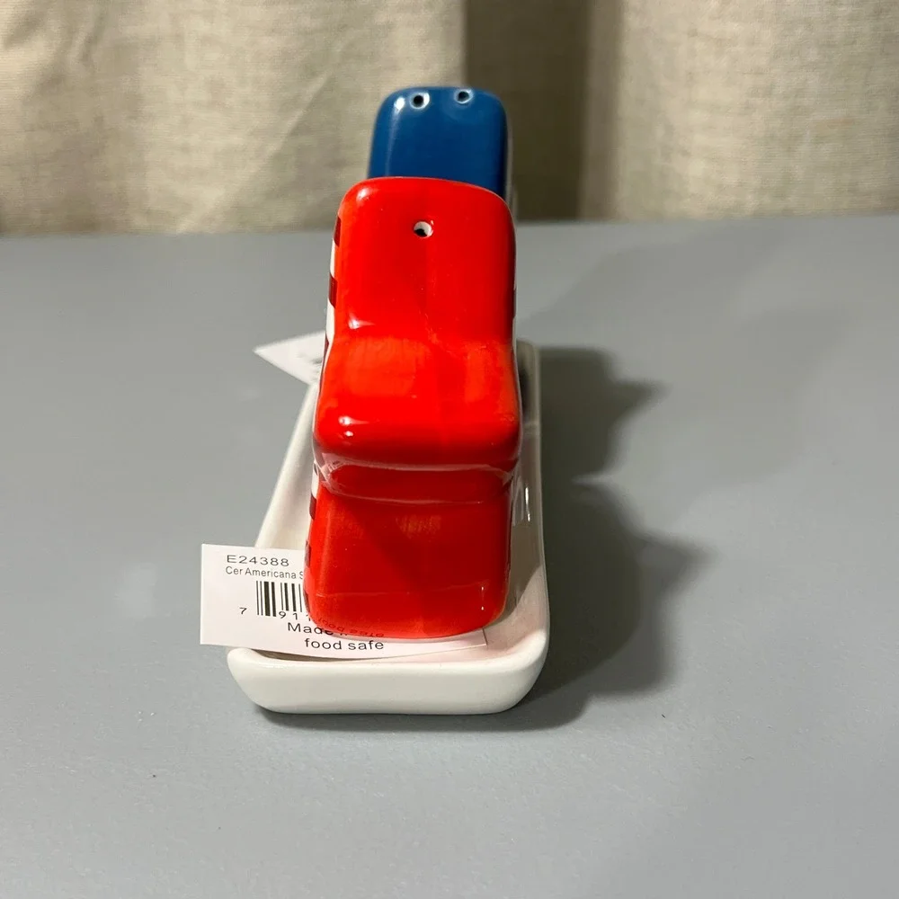 Unbranded ceramic americana