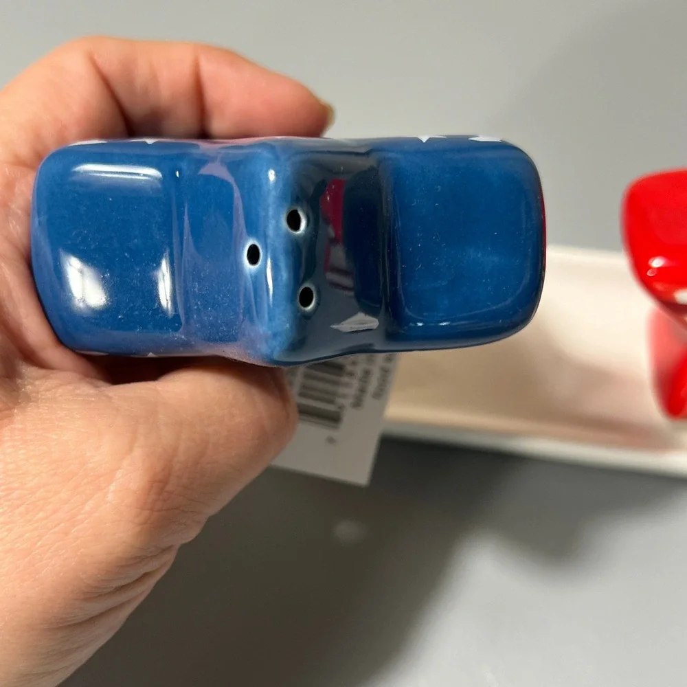Unbranded ceramic americana
