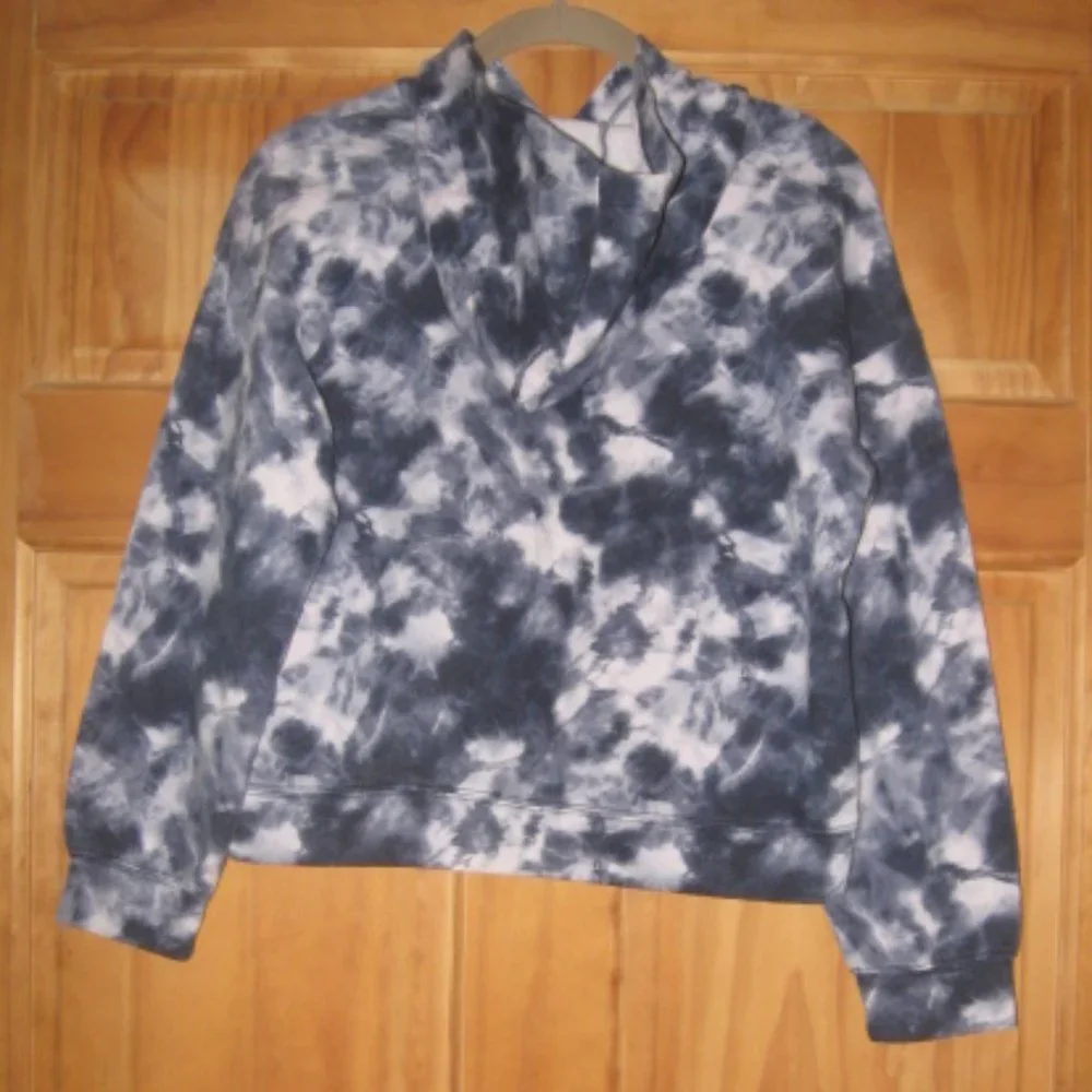 5/$30 Girls Old Navy Tie Dye Hooded Sweatshirt