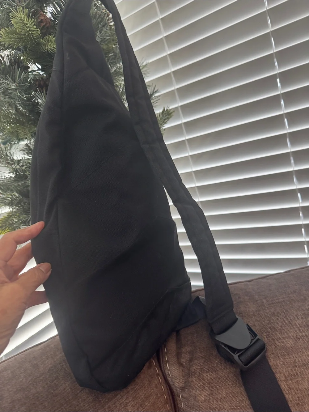 Vera Bradley compact sling