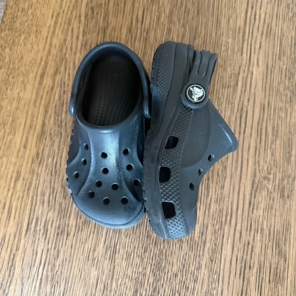 CROCS classic clogs