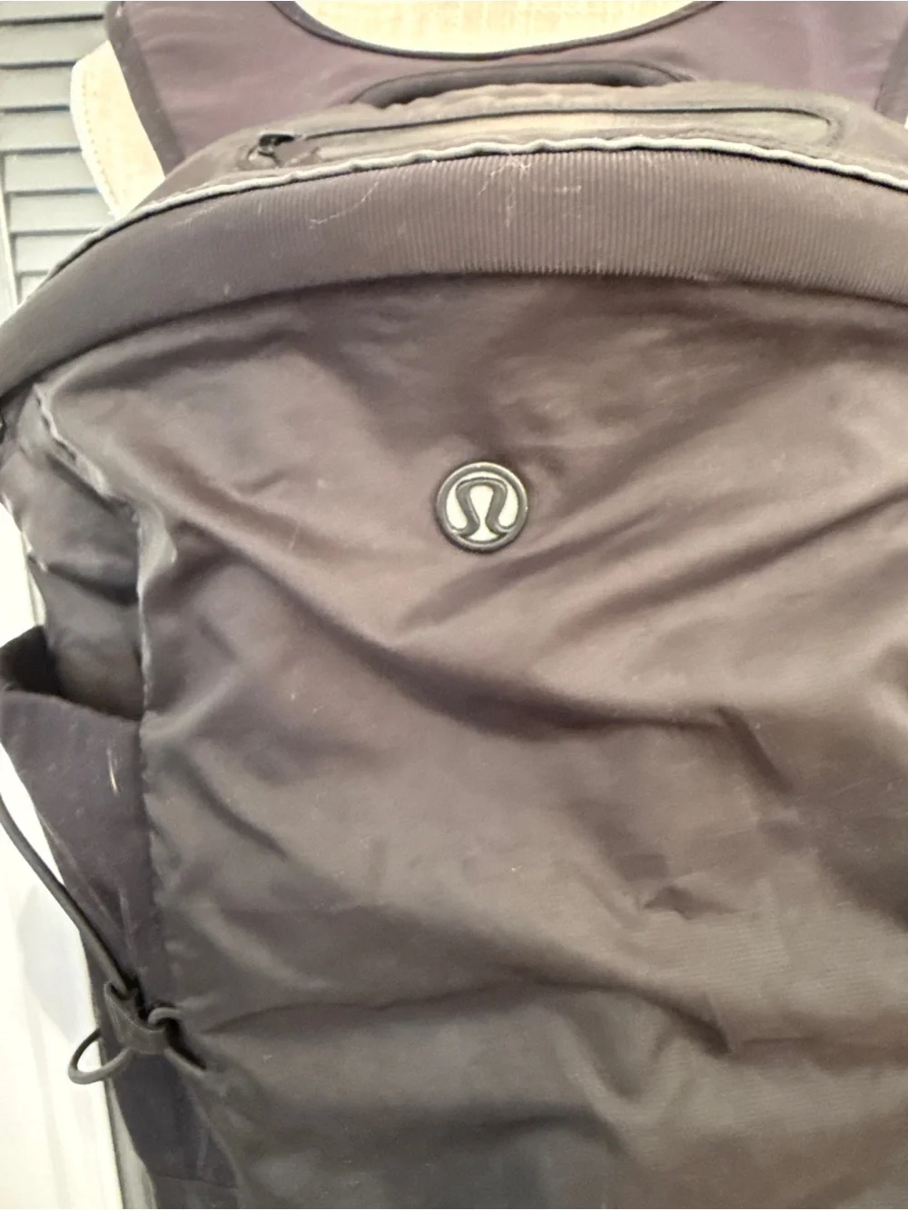 lululemon athletica excellent pre