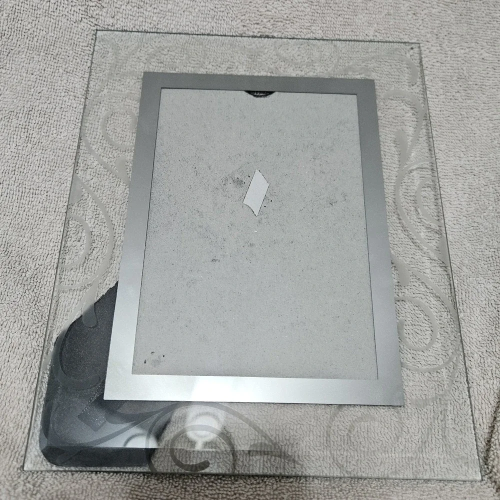 N/A etched glass