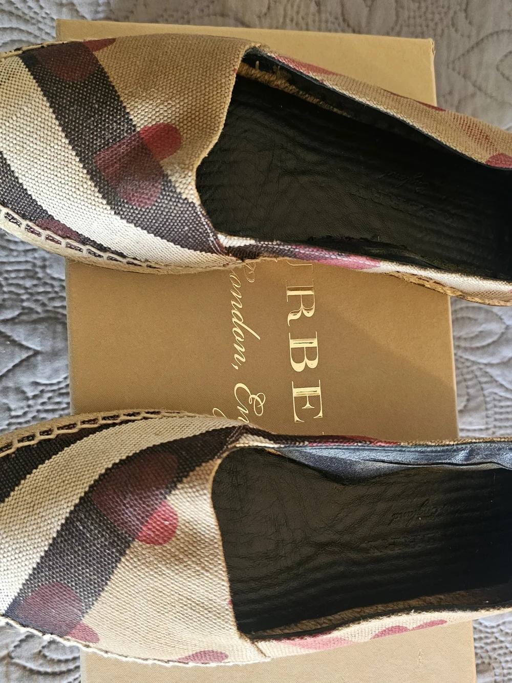 Burberry espadrille flats