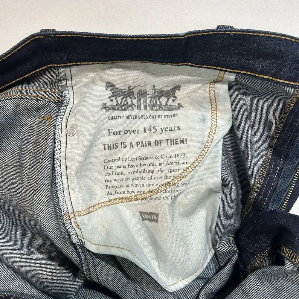 Levis levi 517