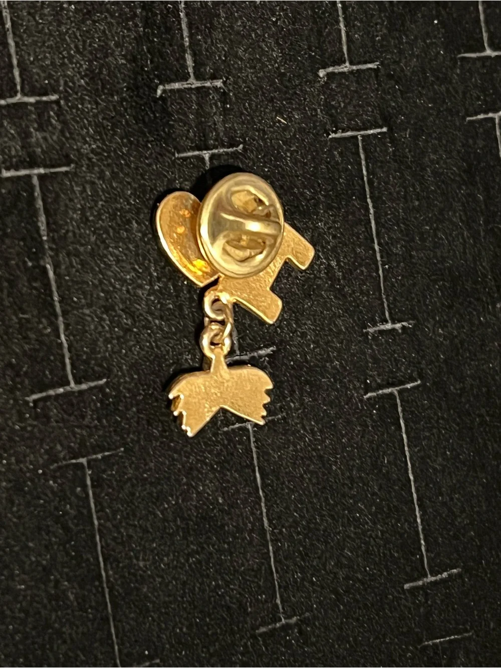 N/A gold tone