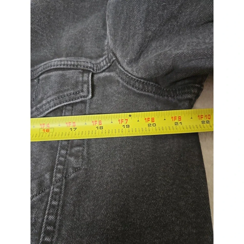 Levis title levi