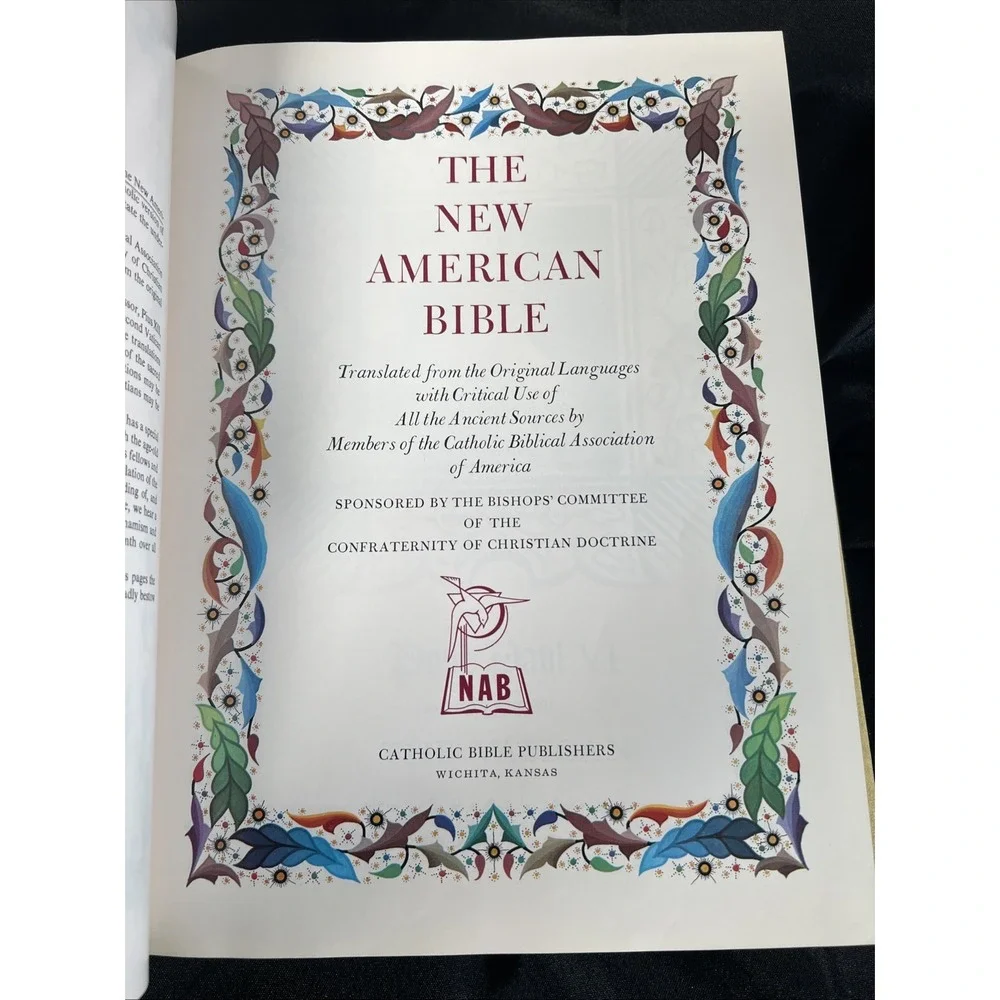 Vintage Holy Bible‎ Fireside Family Edition Catholic 1974/75 Edition