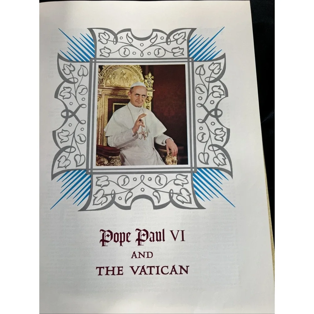 Vintage Holy Bible‎ Fireside Family Edition Catholic 1974/75 Edition