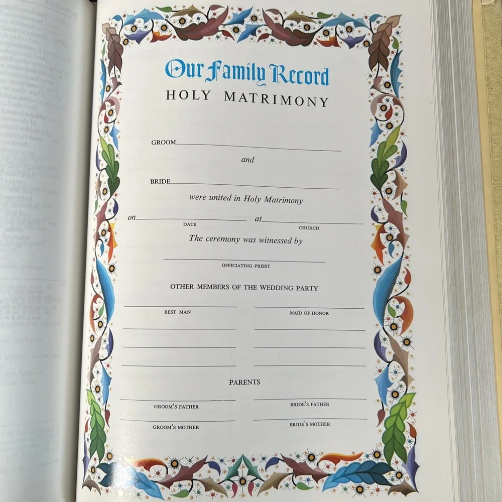 Vintage Holy Bible‎ Fireside Family Edition Catholic 1974/75 Edition