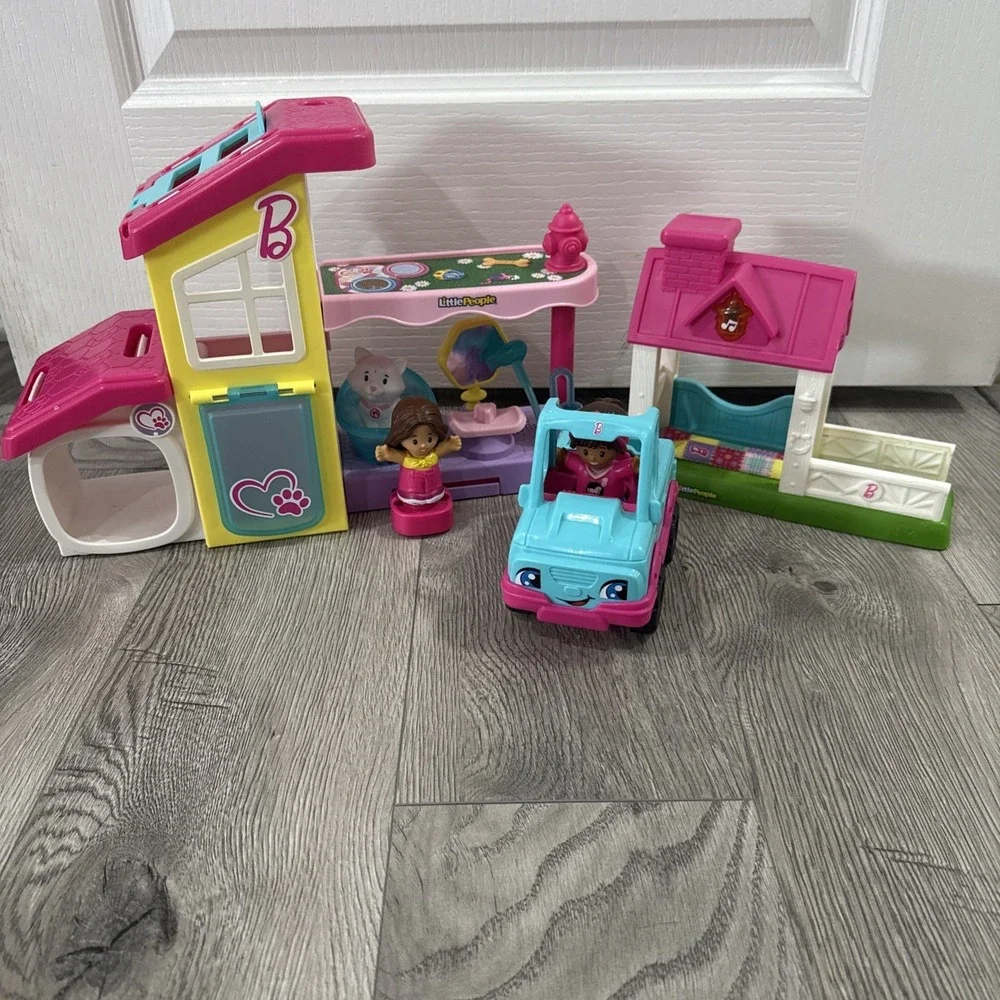 Fisher-Price Little‎ People Barbie Pet Spa & Horse Stable Play sets