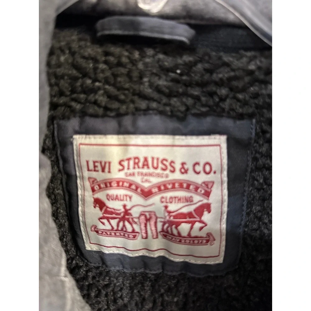 Levis stylish functional