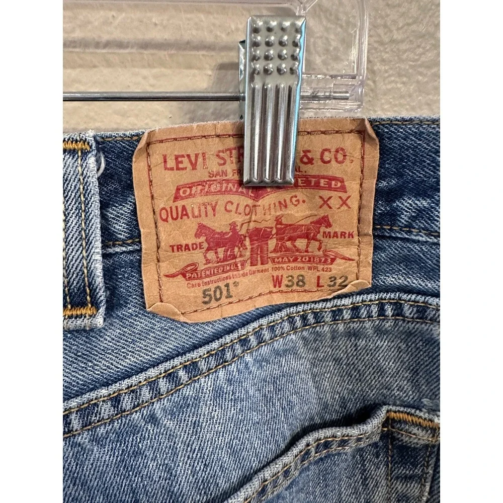 Levis classic levi