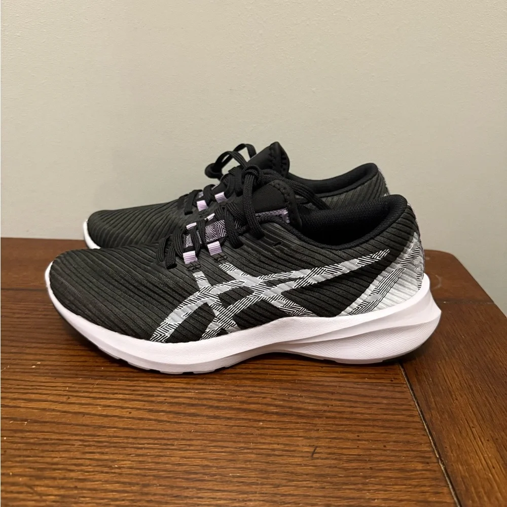 Asics stylish black