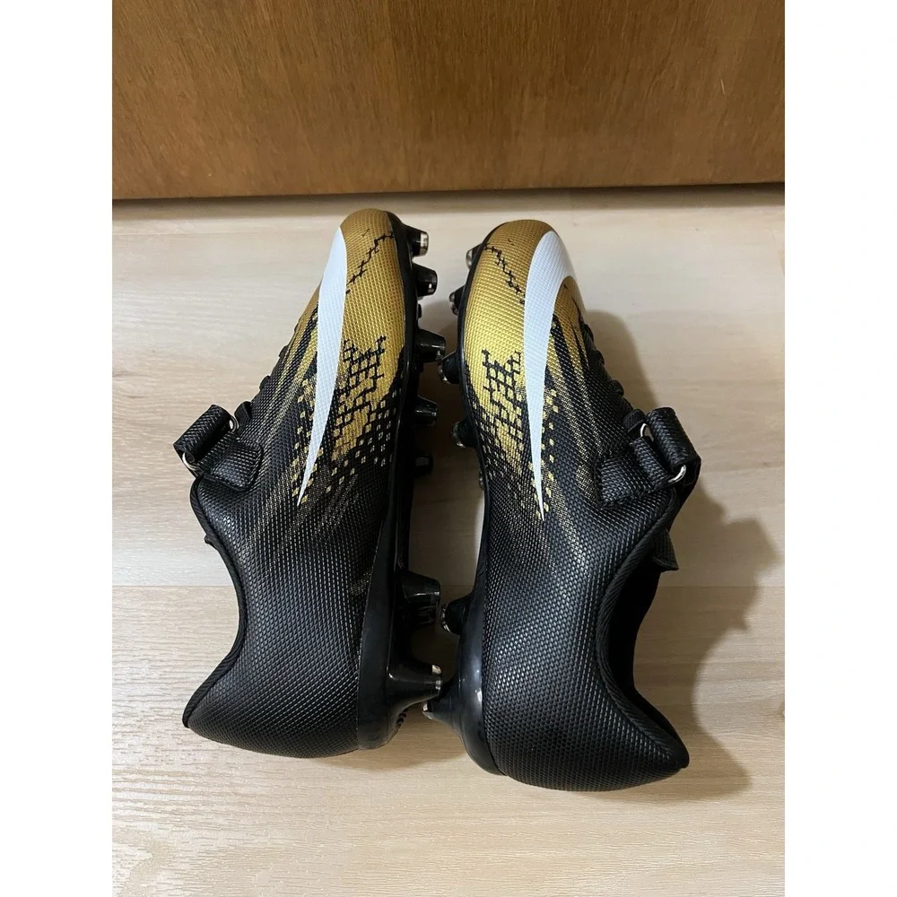 Daoquan soccer shoes