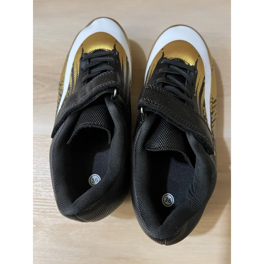 Daoquan soccer shoes