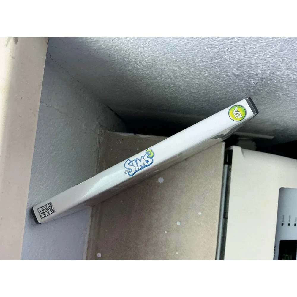 The Sims 3 (PC/Mac, 2009) Base Game DVD-ROM - COMPLETE W/ MANUAL