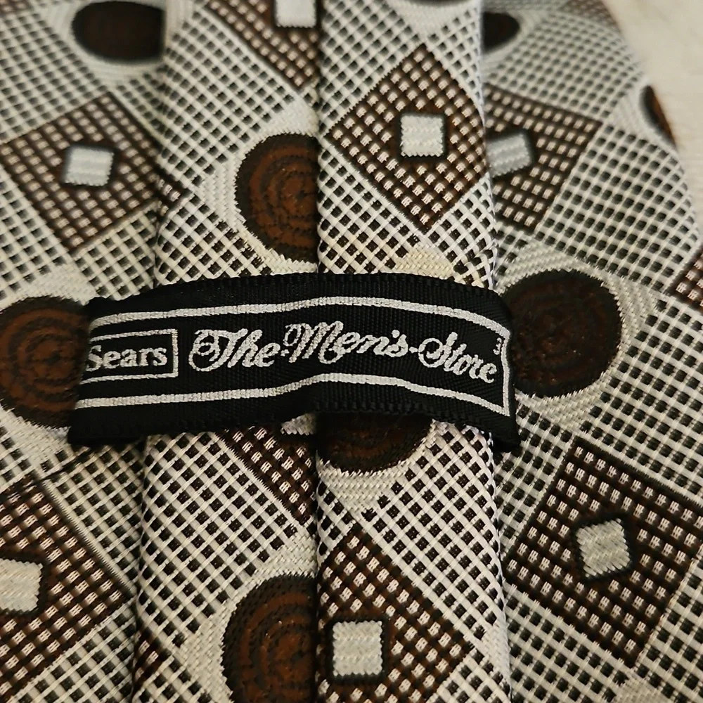 Sears wide elevate