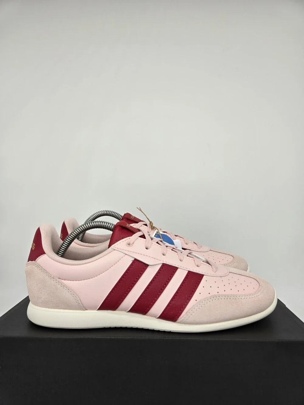 adidas women barreda