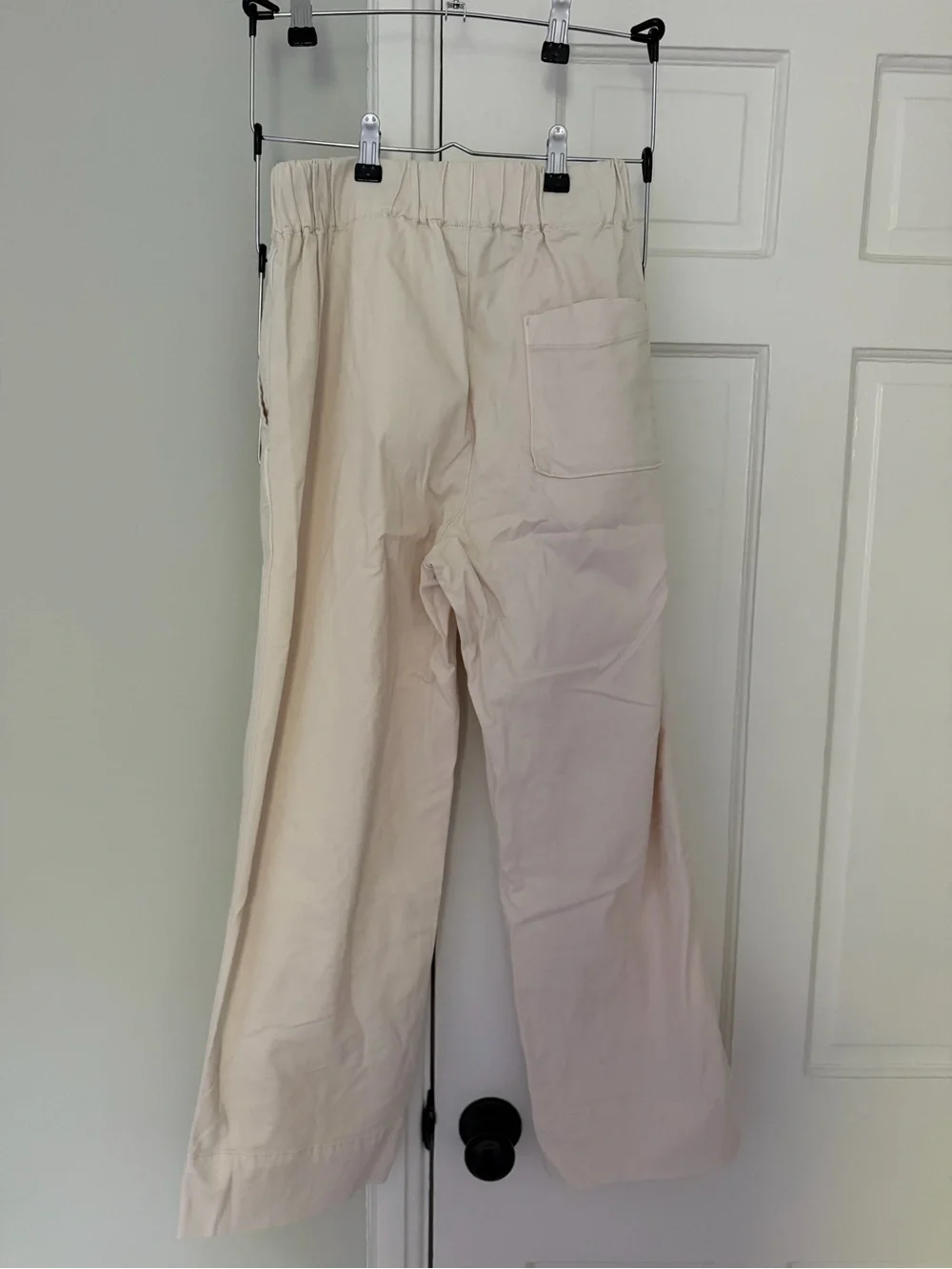 J Crew Women’s Relaxed Fit Cream Pants
